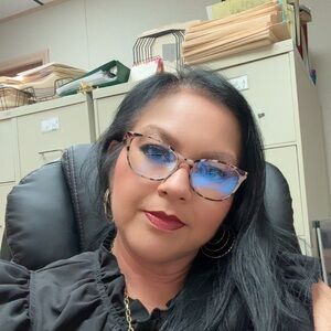 Meet your Posher, Melanie